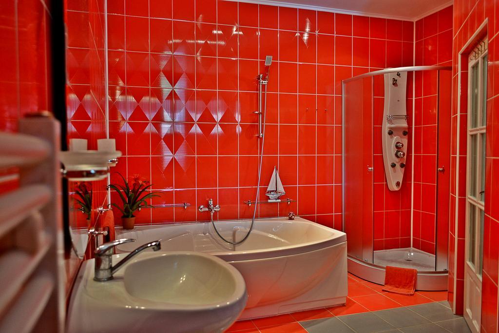 Hotel Casa Nobilium Turda Esterno foto