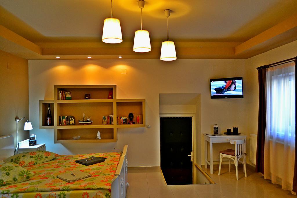 Hotel Casa Nobilium Turda Esterno foto