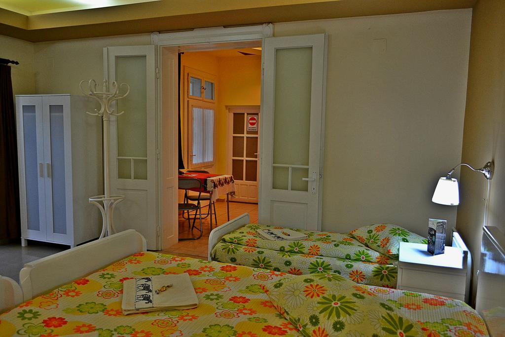 Hotel Casa Nobilium Turda Esterno foto