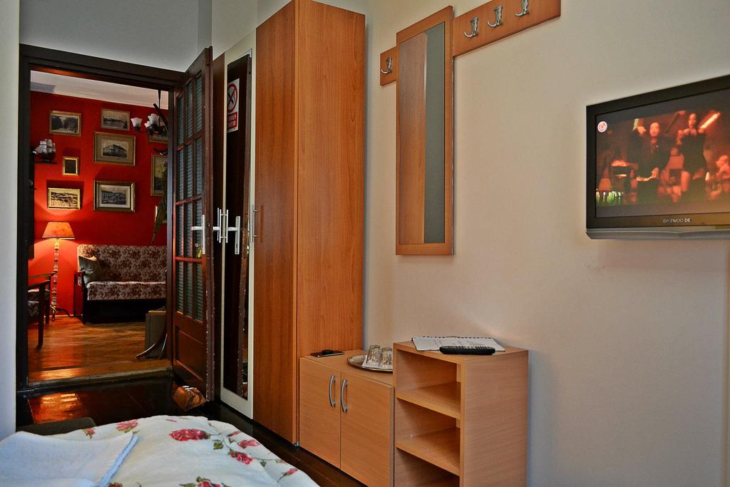 Hotel Casa Nobilium Turda Esterno foto