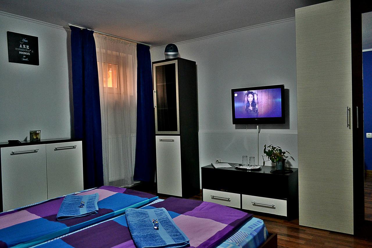 Hotel Casa Nobilium Turda Esterno foto